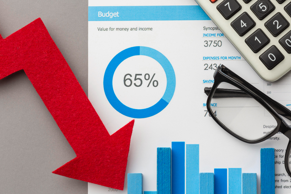 Public Accounting vs Private Accounting: 10 Key Differences You Should Know